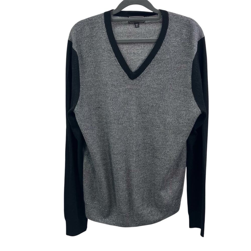 Express Men’s L V-Neck Long‎ Sleeve Color-block Merino Wool Sweater Black Grey